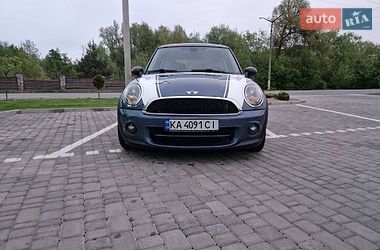 Хетчбек MINI Cooper 2010 в Звягелі