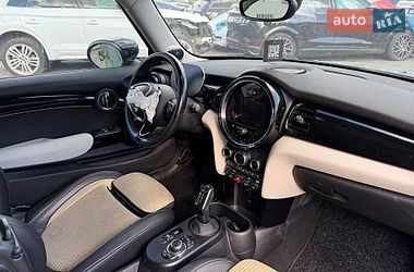 Хэтчбек MINI Cooper 2021 в Луцке фото 9 Хэтчбек MINI Cooper 2021 в Луцке