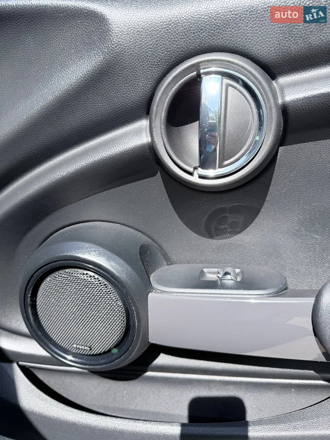 2016 MINI Cooper - мініатюра 22