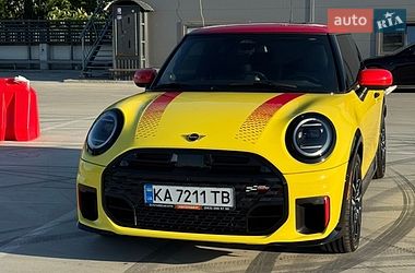 Хетчбек MINI Cooper 2024 в Києві