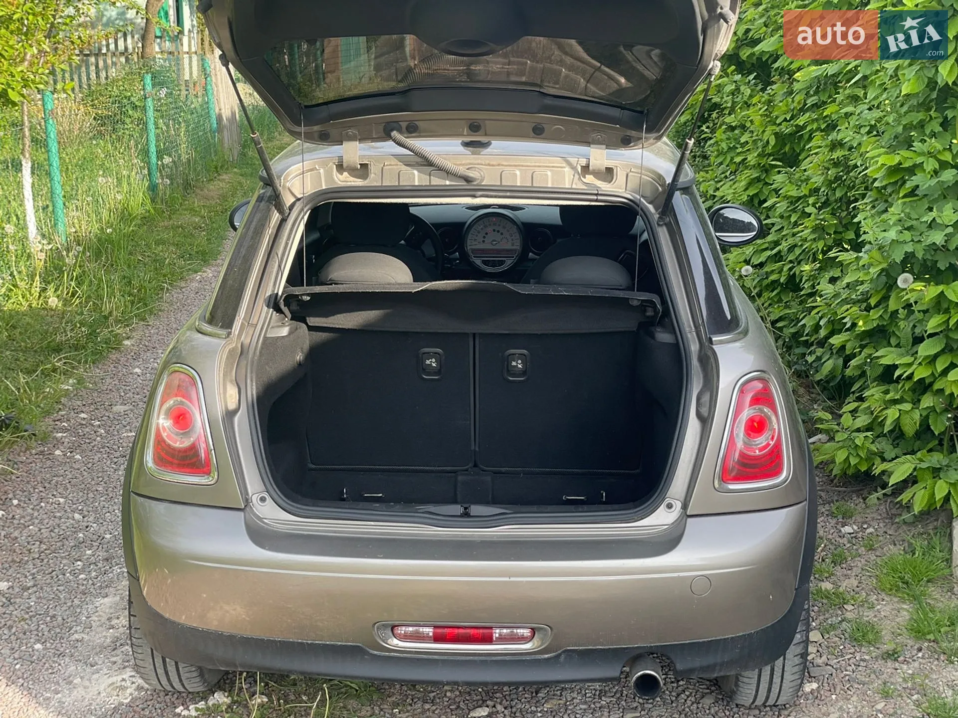 2011 MINI Cooper - мініатюра 18