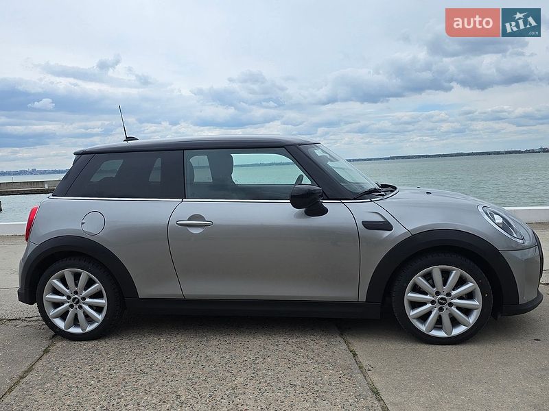 Хетчбек MINI Cooper 2023 в Одесі