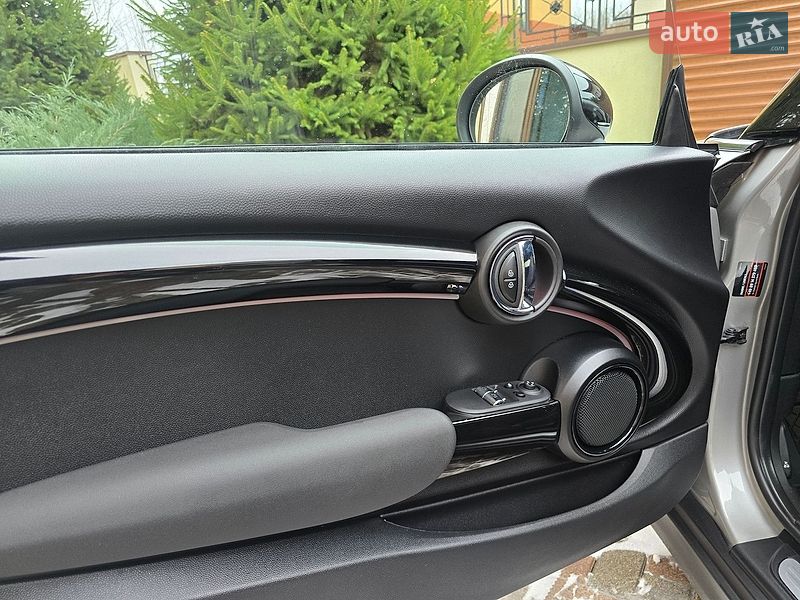 Хетчбек MINI Cooper 2023 в Одесі