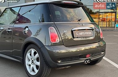 Хэтчбек MINI Cooper 2005 в Киеве