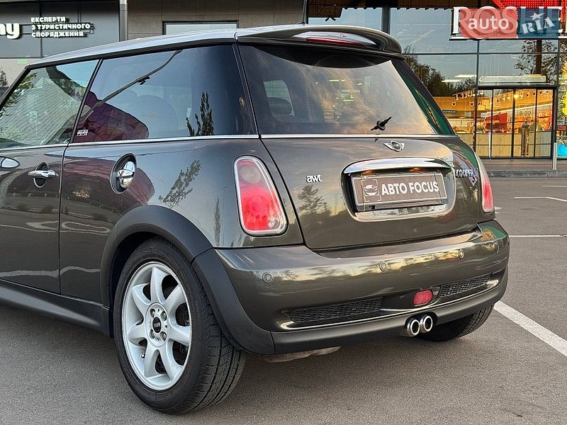Хэтчбек MINI Cooper 2005 в Киеве