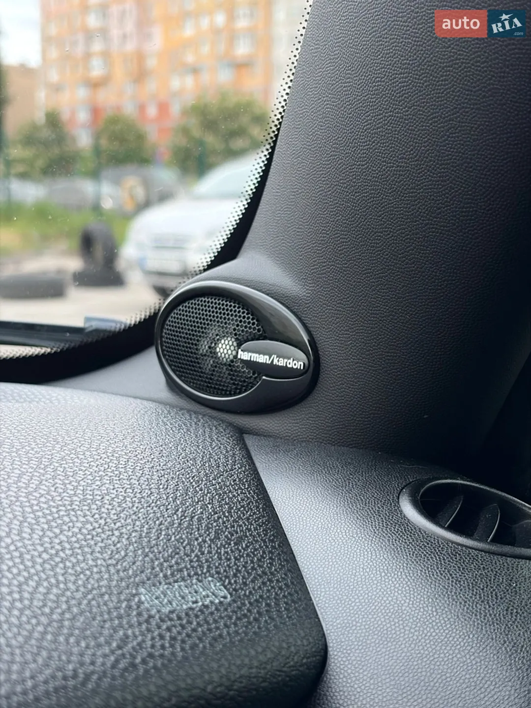 2012 MINI Cooper - мініатюра 16