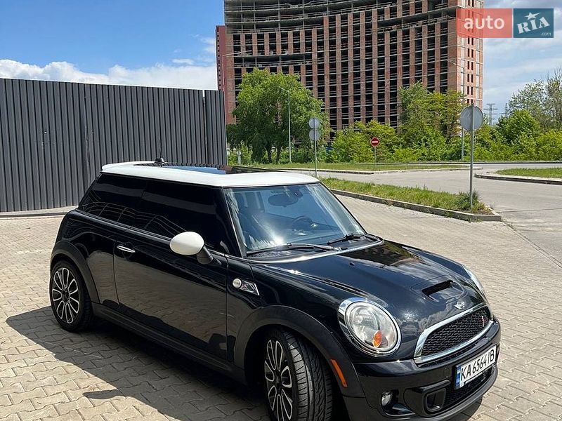 Хетчбек MINI Cooper 2012 в Києві