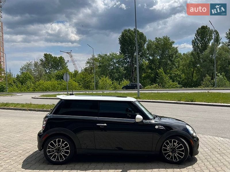 Хетчбек MINI Cooper 2012 в Києві