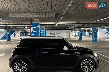 Хэтчбек MINI Cooper 2012 в Киеве