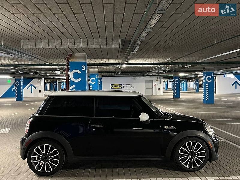 Хетчбек MINI Cooper 2012 в Києві