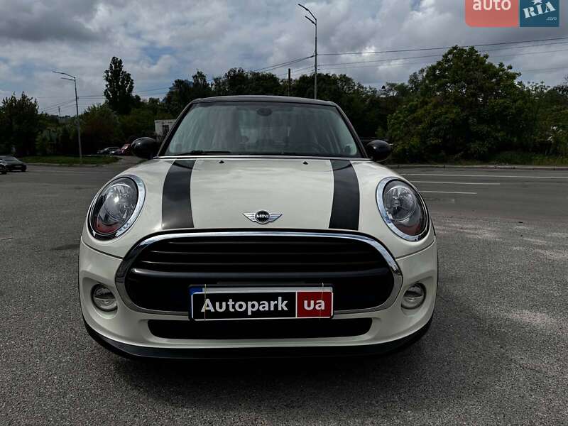 Хетчбек MINI Cooper 2016 в Києві