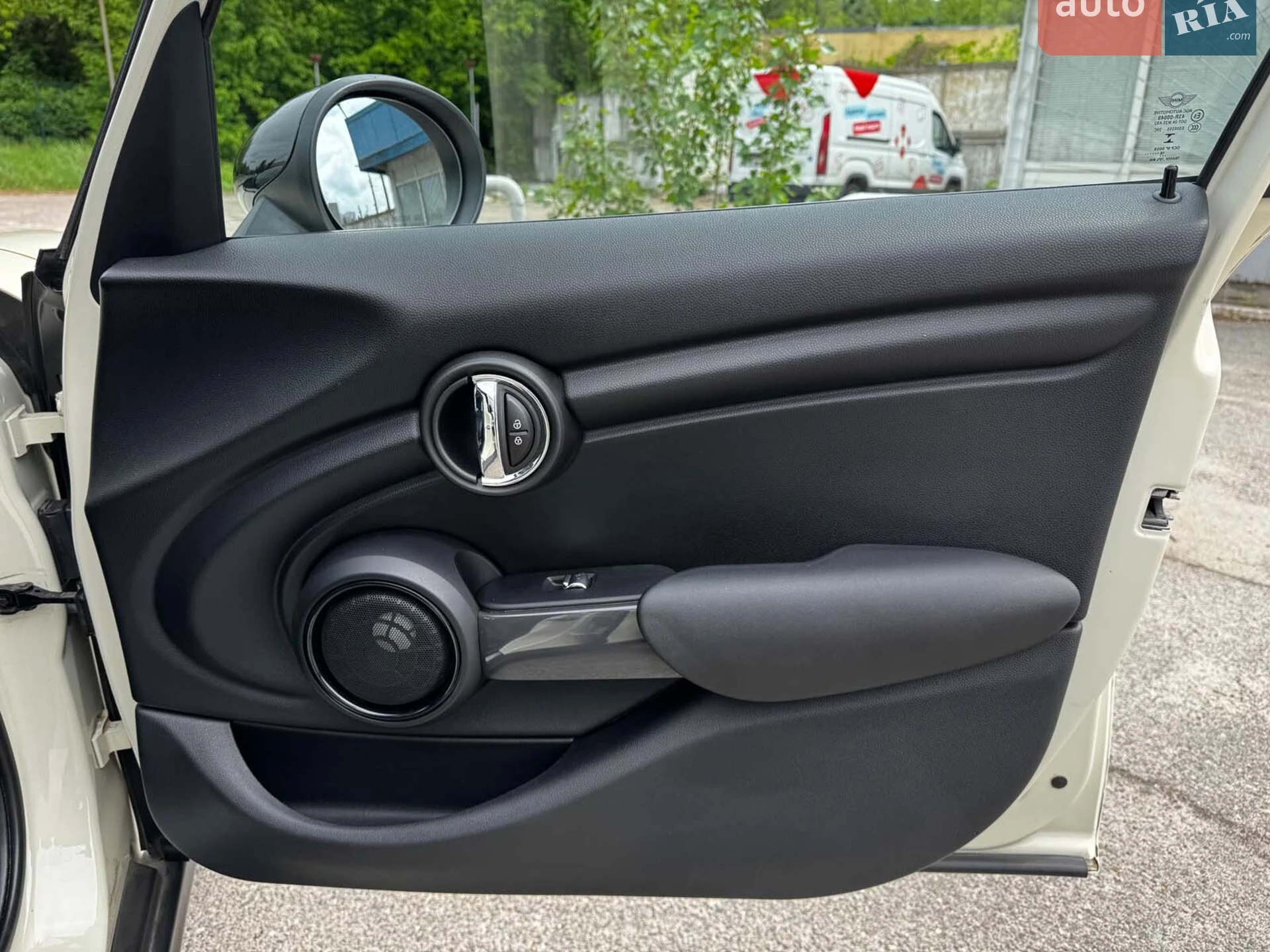2016 MINI Cooper - мініатюра 33