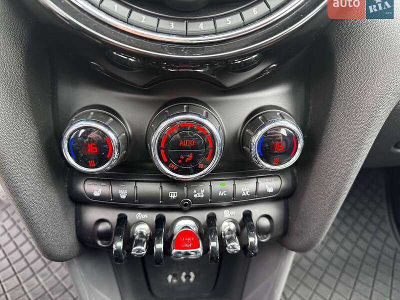 Хетчбек MINI Cooper 2016 в Києві
