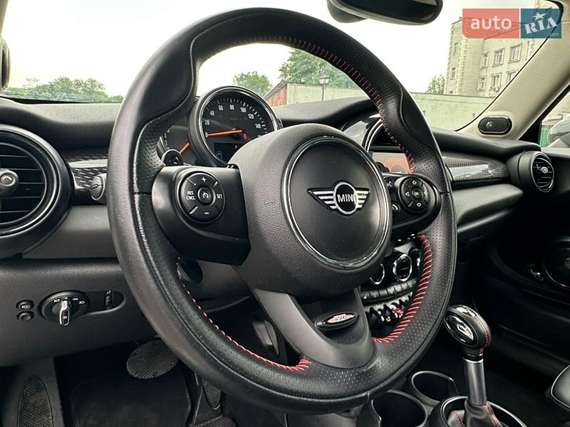 Хэтчбек MINI Cooper 2018 в Днепре фото 42 Хэтчбек MINI Cooper 2018 в Днепре