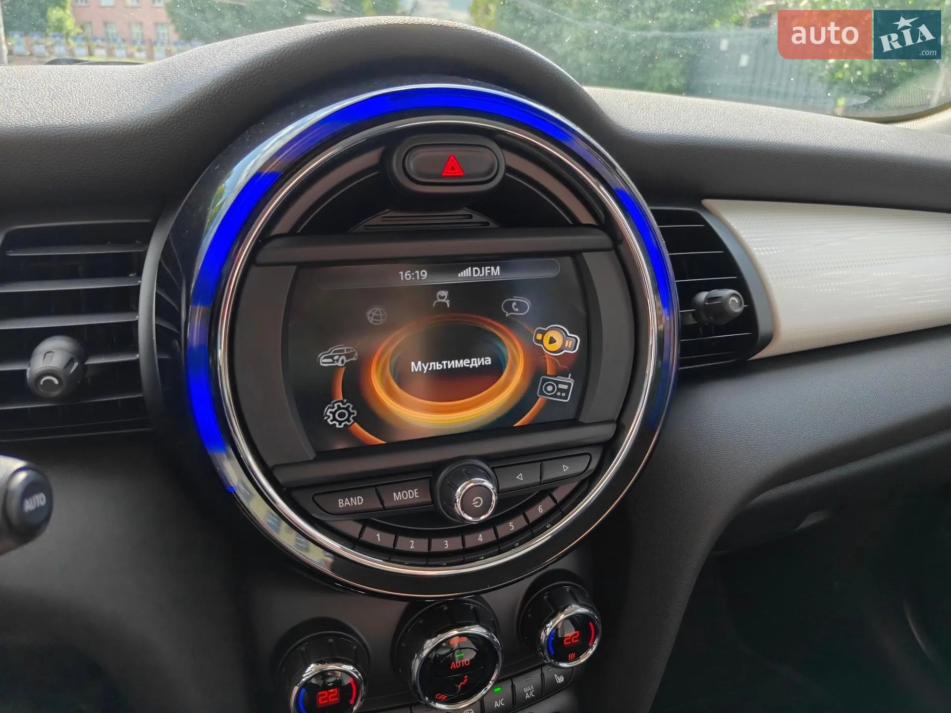 2016 MINI Cooper - мініатюра 12