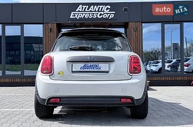 Хэтчбек MINI Cooper 2020 в Киеве