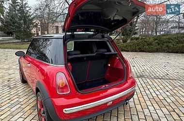Хэтчбек MINI Cooper 2003 в Белой Церкви
