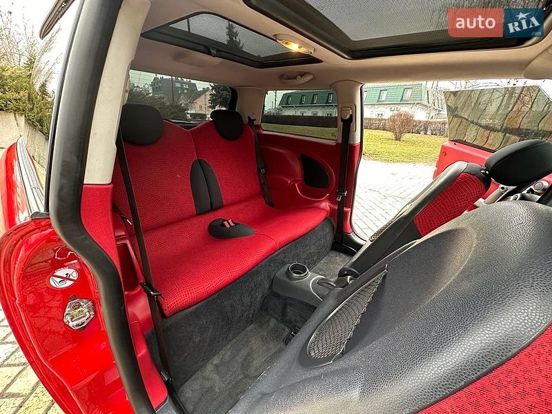 Хэтчбек MINI Cooper 2003 в Белой Церкви