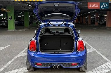 Хэтчбек MINI Cooper 2018 в Киеве