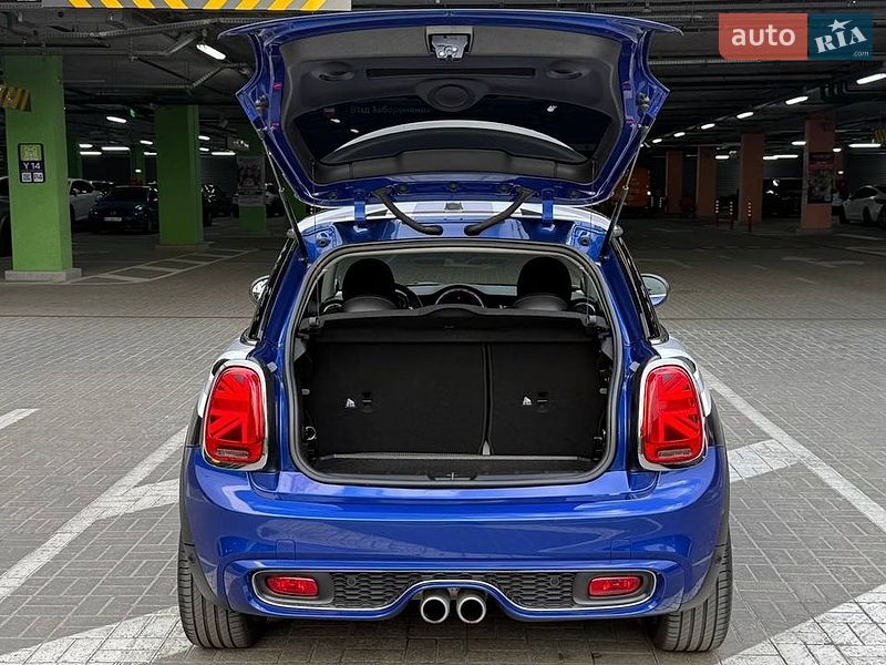 Хэтчбек MINI Cooper 2018 в Киеве
