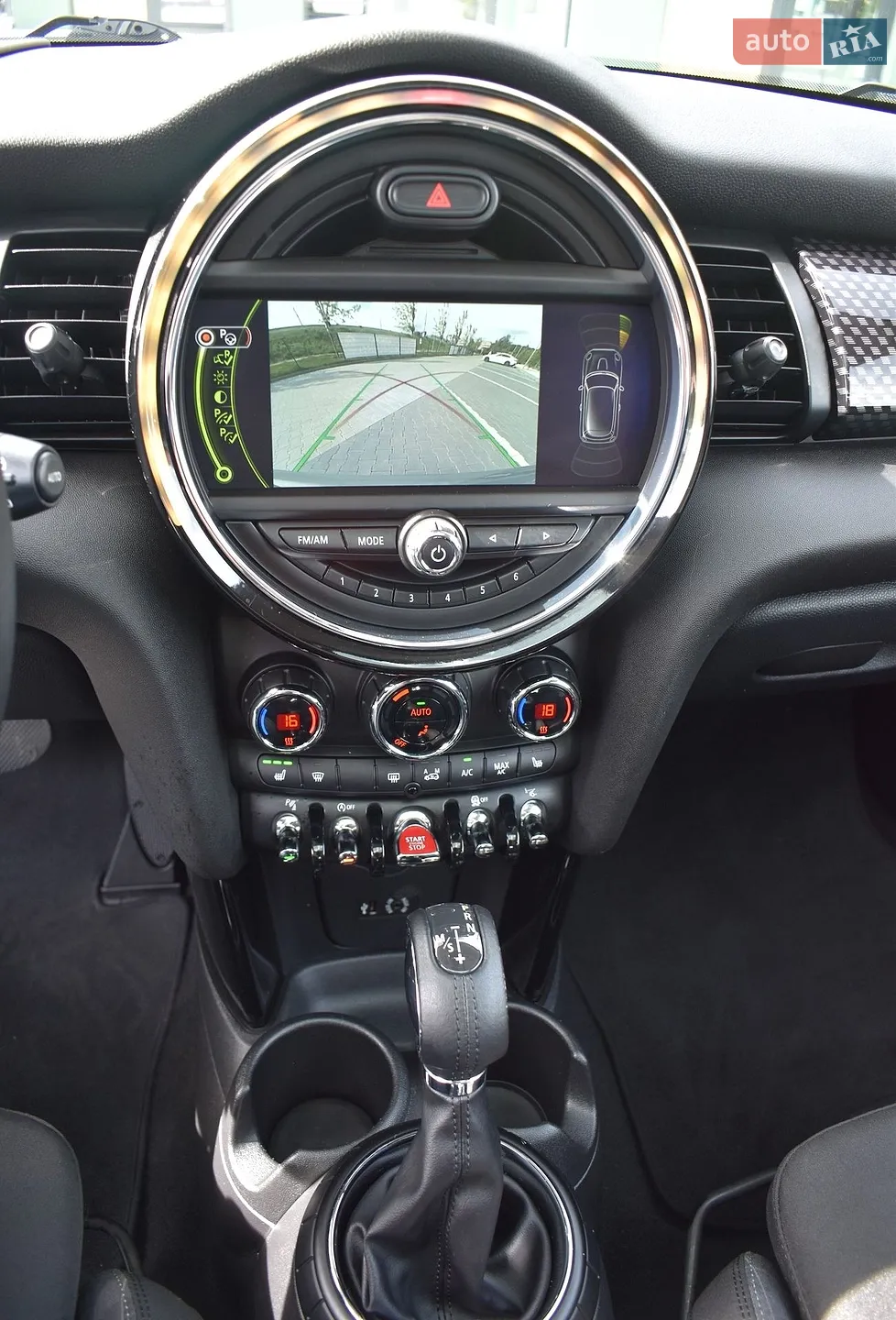 2014 MINI Cooper - мініатюра 9