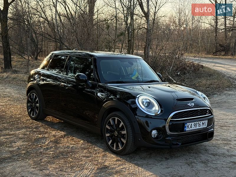 Хэтчбек MINI Cooper 2017 в Киеве