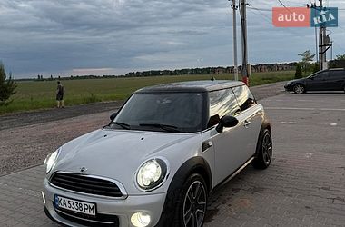 Хэтчбек MINI Cooper 2011 в Киеве