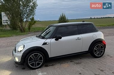 Хэтчбек MINI Cooper 2011 в Киеве