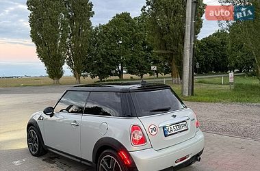 Хэтчбек MINI Cooper 2011 в Киеве
