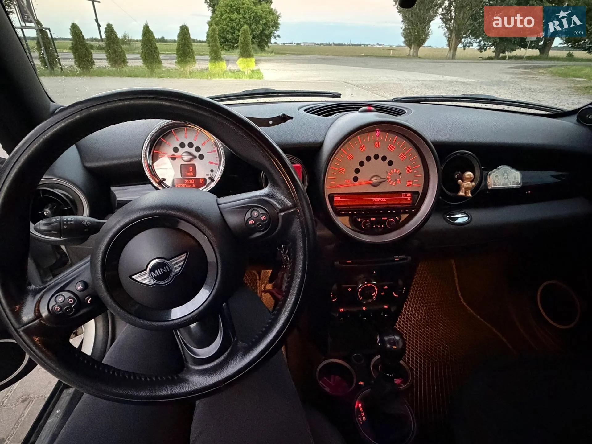 2011 MINI Cooper - мініатюра 35