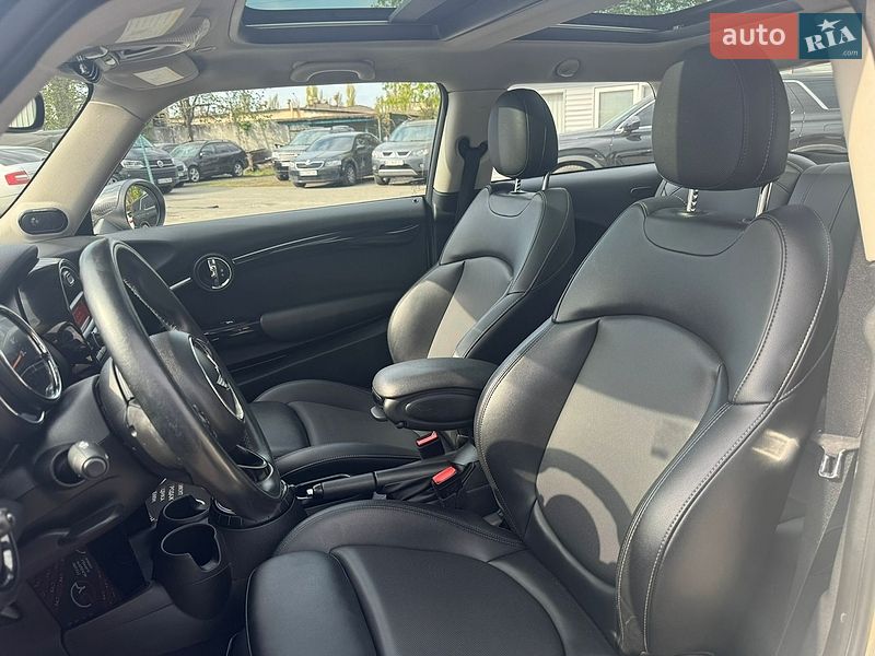 Хэтчбек MINI Cooper 2015 в Киеве фото 10 Хэтчбек MINI Cooper 2015 в Киеве