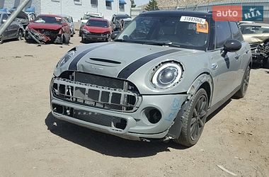 Хетчбек MINI Cooper 2016 в Києві