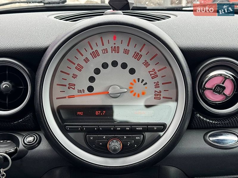 Хэтчбек MINI Cooper 2011 в Киеве