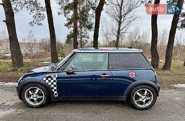 Хэтчбек MINI Cooper 2006 в Киеве