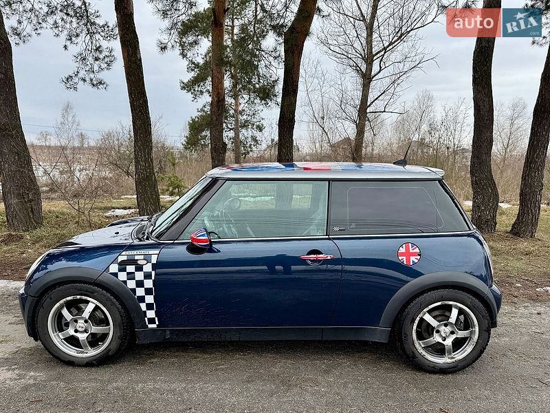 Хэтчбек MINI Cooper 2006 в Киеве