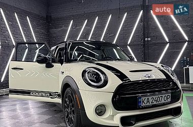 Хетчбек MINI Cooper 2015 в Києві