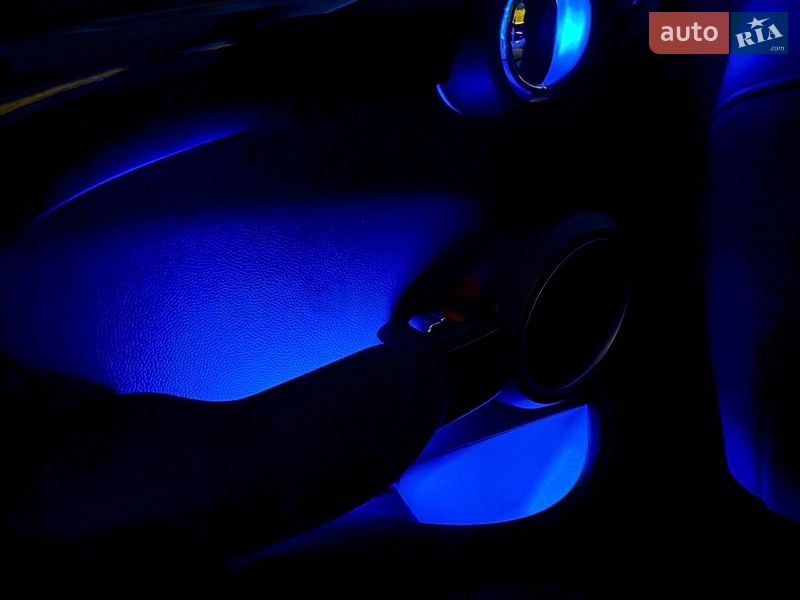 Хетчбек MINI Cooper 2015 в Києві