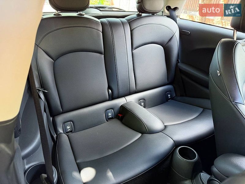 Хетчбек MINI Cooper 2015 в Одесі