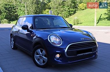 Хэтчбек MINI Cooper 2015 в Кременчуге