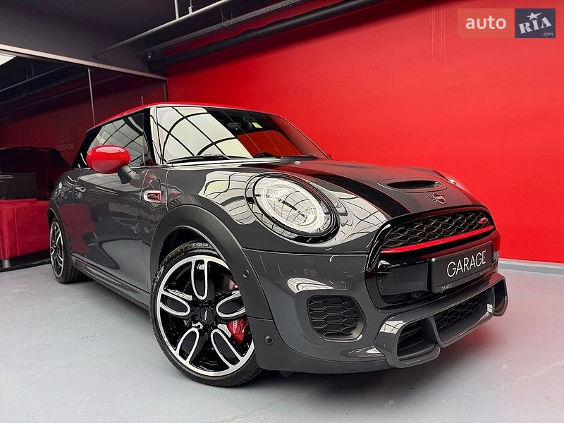 Хэтчбек MINI Cooper 2019 в Киеве