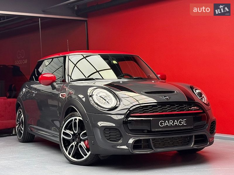 Хэтчбек MINI Cooper 2019 в Киеве