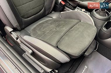 Хэтчбек MINI Cooper 2019 в Киеве
