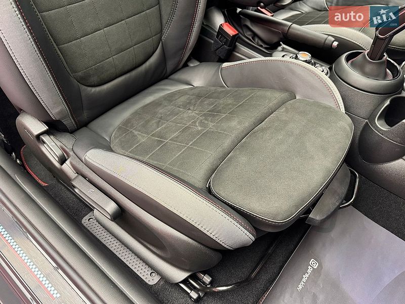 Хэтчбек MINI Cooper 2019 в Киеве