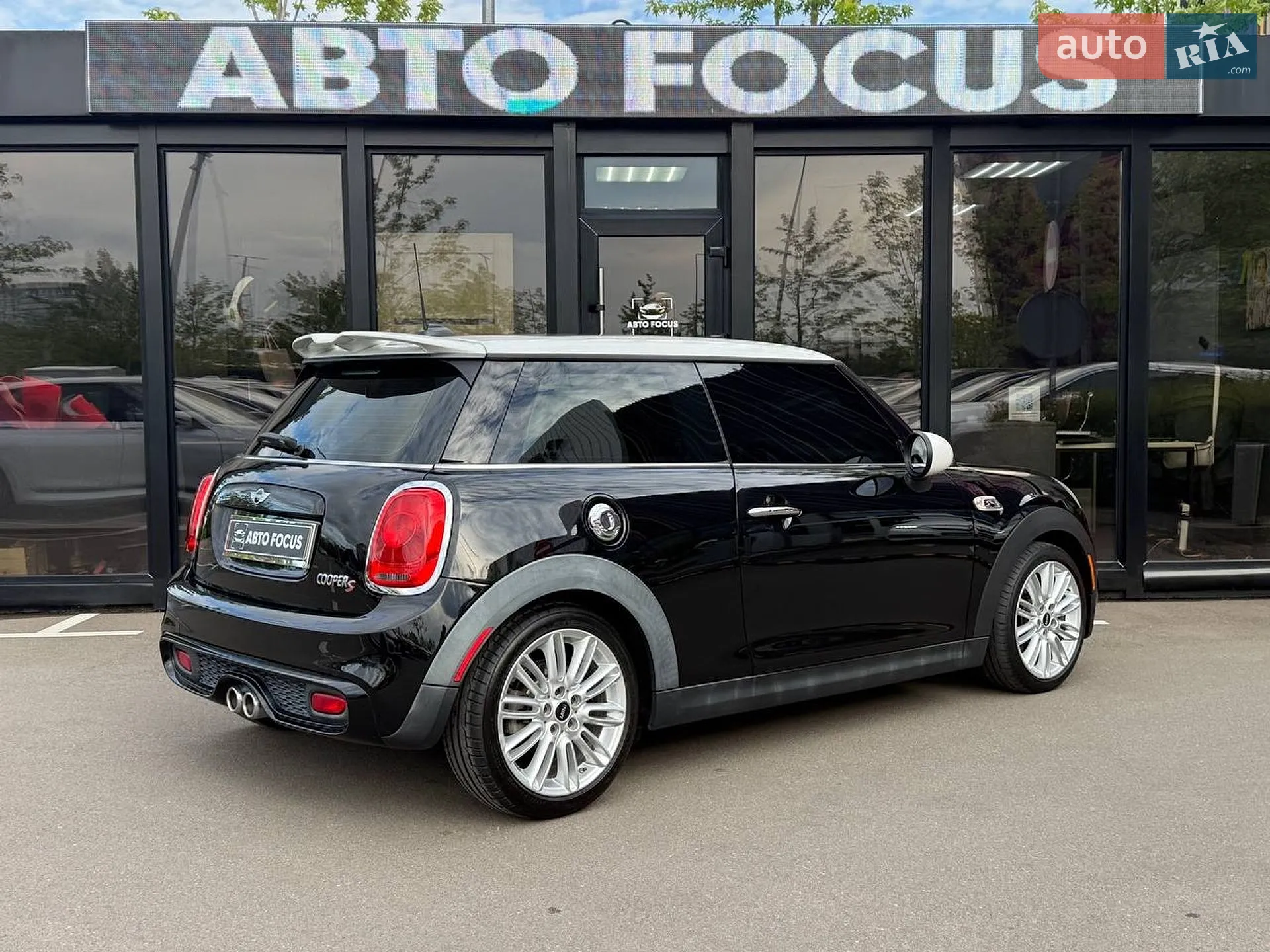 2015 MINI Cooper - мініатюра 6