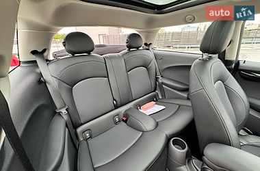 Хетчбек MINI Cooper 2018 в Києві