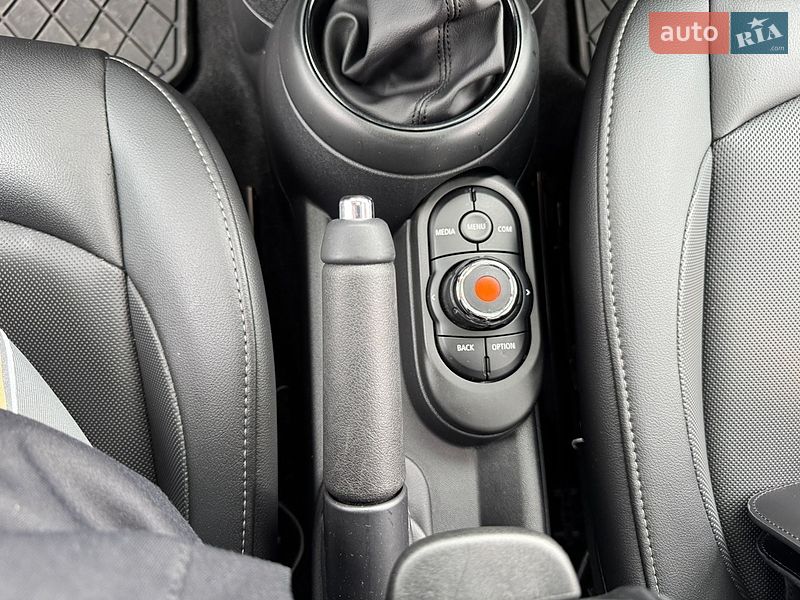 Хетчбек MINI Cooper 2018 в Києві