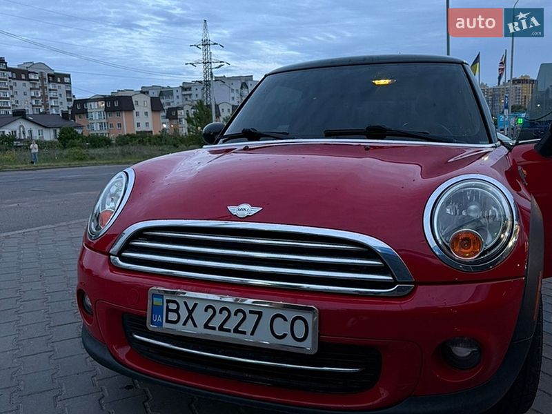 Хэтчбек MINI Cooper 2011 в Хмельницком