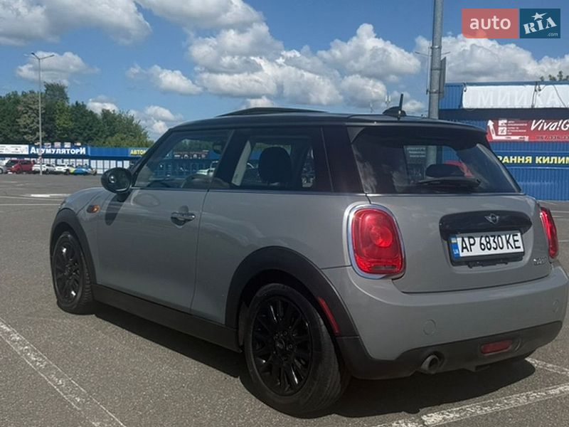 Хетчбек MINI Cooper 2017 в Києві