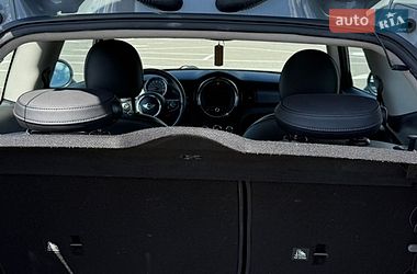 Хетчбек MINI Cooper 2017 в Києві