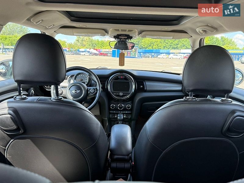 Хетчбек MINI Cooper 2017 в Києві